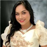 Native English speaker who has experience in teaching English as a Second Language to other nationalities and also very qualified.